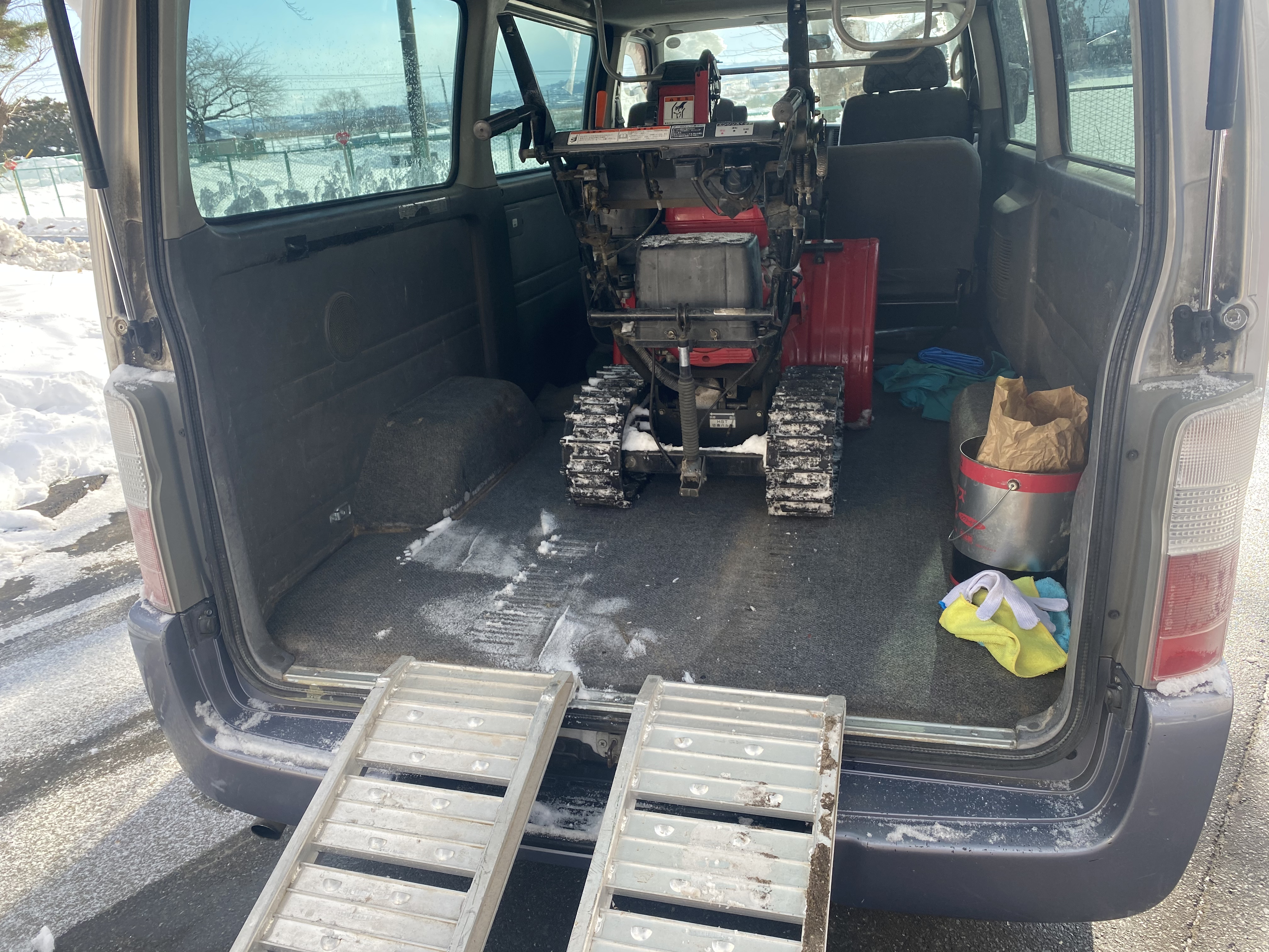 除雪の機械を試運転