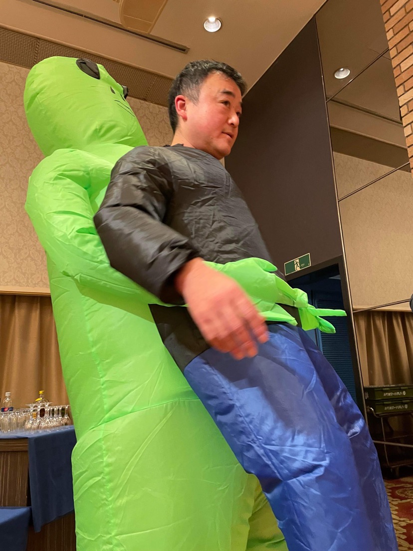 忘年会で寸劇をやってきた